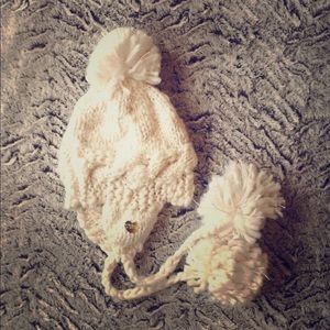 Betsey Johnson ivory winter hat